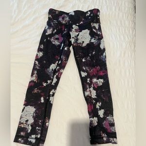 LuluLemon crop leggings size 4
